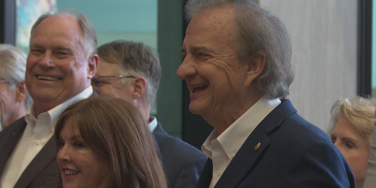 Texas A&M Chancellor John Sharp officially retires, former Texas ...