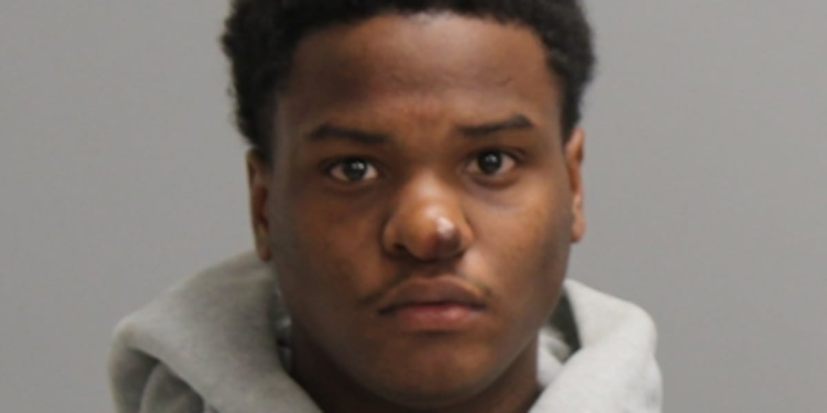 Three charged after coordinated “bank jugging” robbery targets College Station restaurant manager Three charged after coordinated “bank jugging” robbery targets College Station restaurant manager