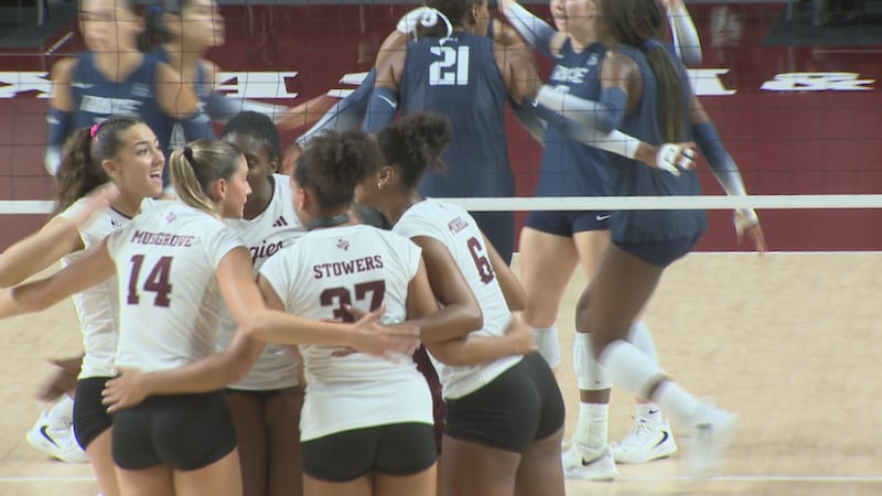 Texas A&M swept Rice, 3-0, in its final non-conference match of the season.