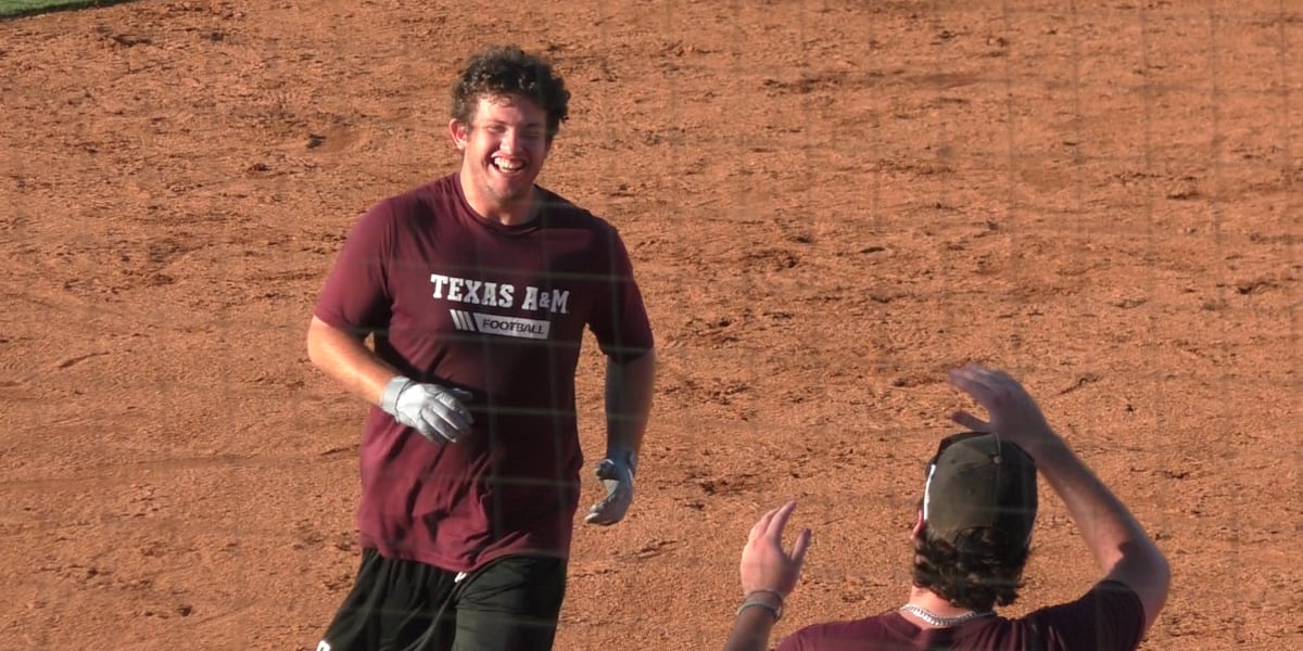 Texas A&M football celebrity softball game provides star moment for long snapper
