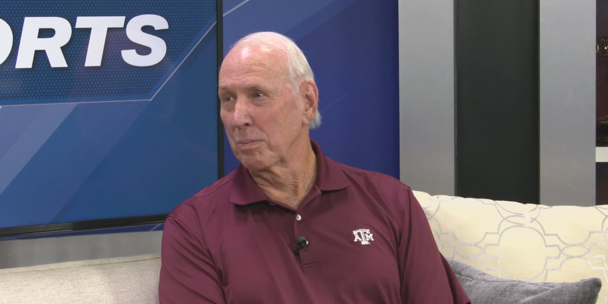 Slocum becomes first Aggie to earn Lamar Hunt Lifetime Achievement Award