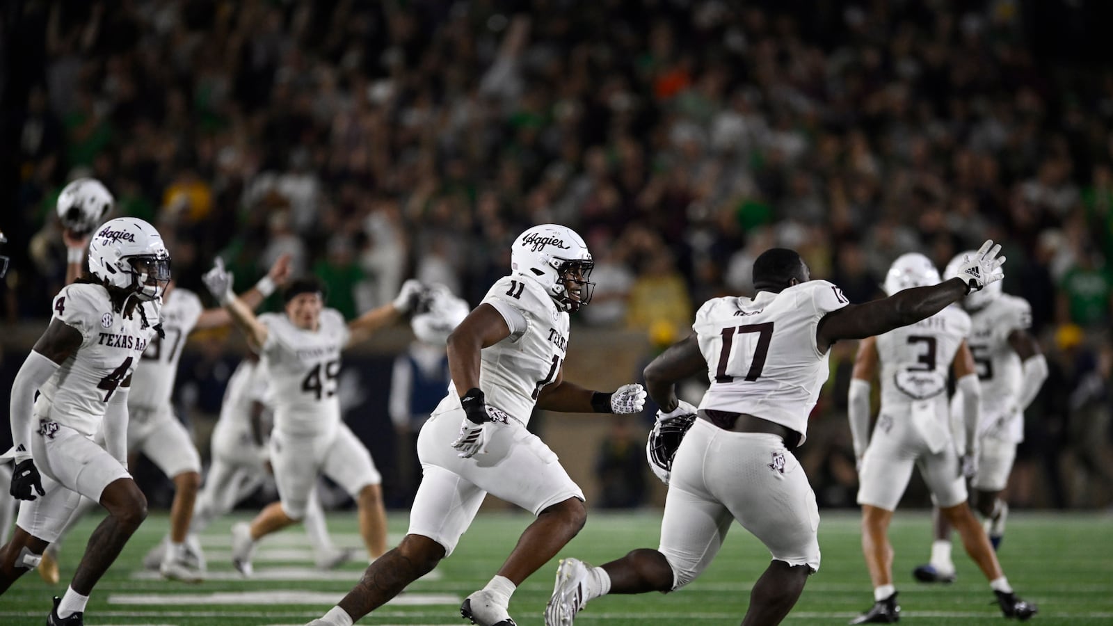 Game Rundown: Miracle catch pushes No. 16 Texas A&M past No. 8 Notre Dame